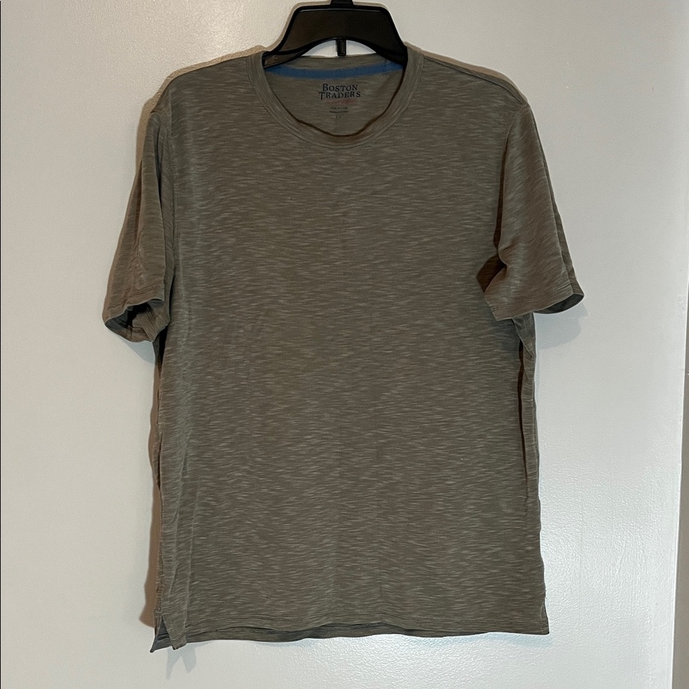 Boston Traders Men's Khaki Short Sleeve Tee